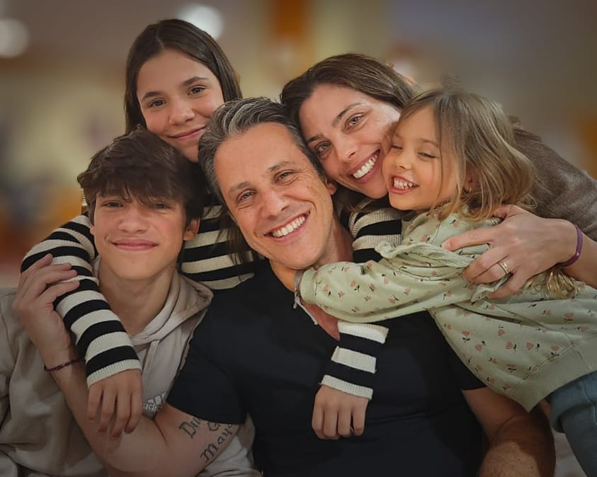 Joana Sepreny com sua família